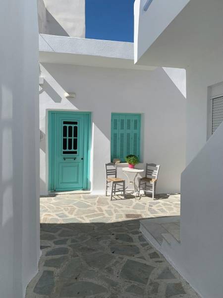 Astra Apartments & Studios9